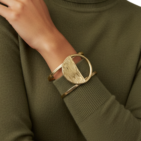 Mwezi Cuff – Handmade Brass Cuff