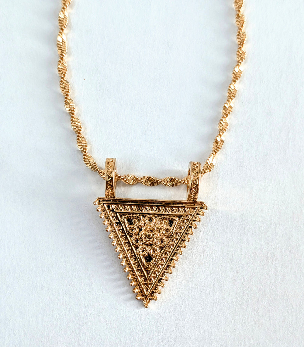 The Alchemist Pendant