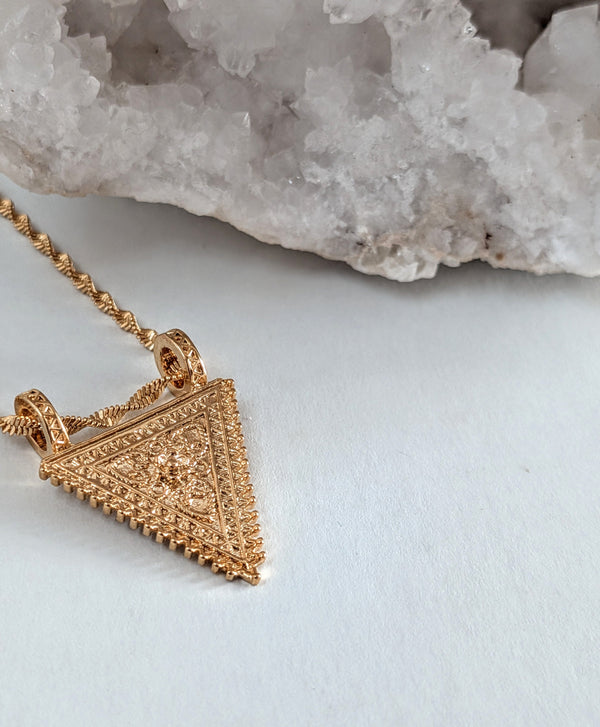 The Alchemist Pendant