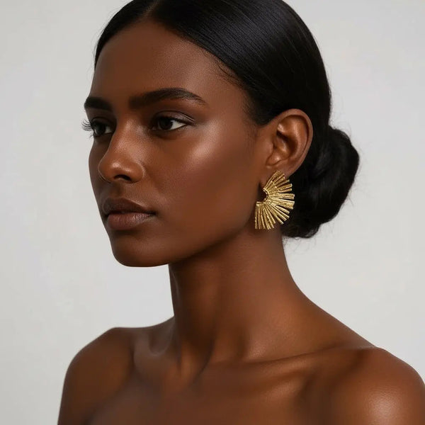 Sunburst Gold Earrings thebagicon