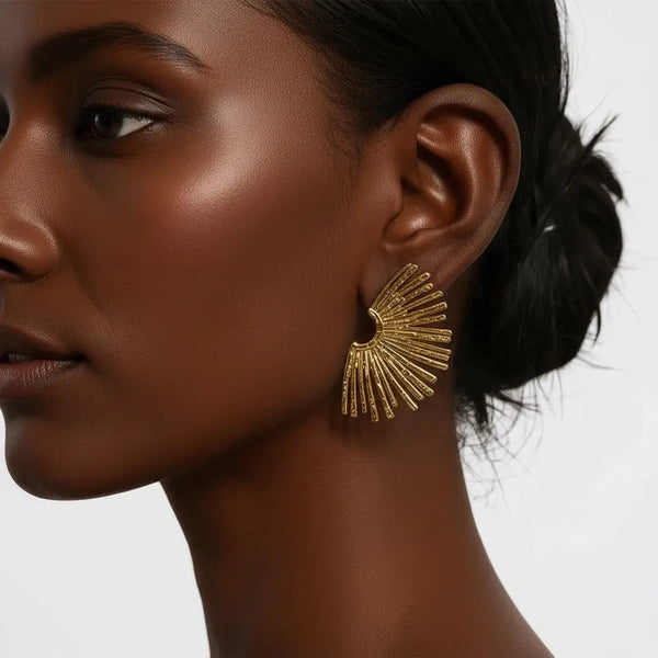 Sunburst Gold Earrings thebagicon