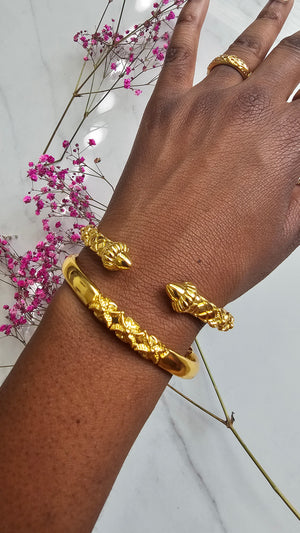 "Divine Feminine" Bangle Set